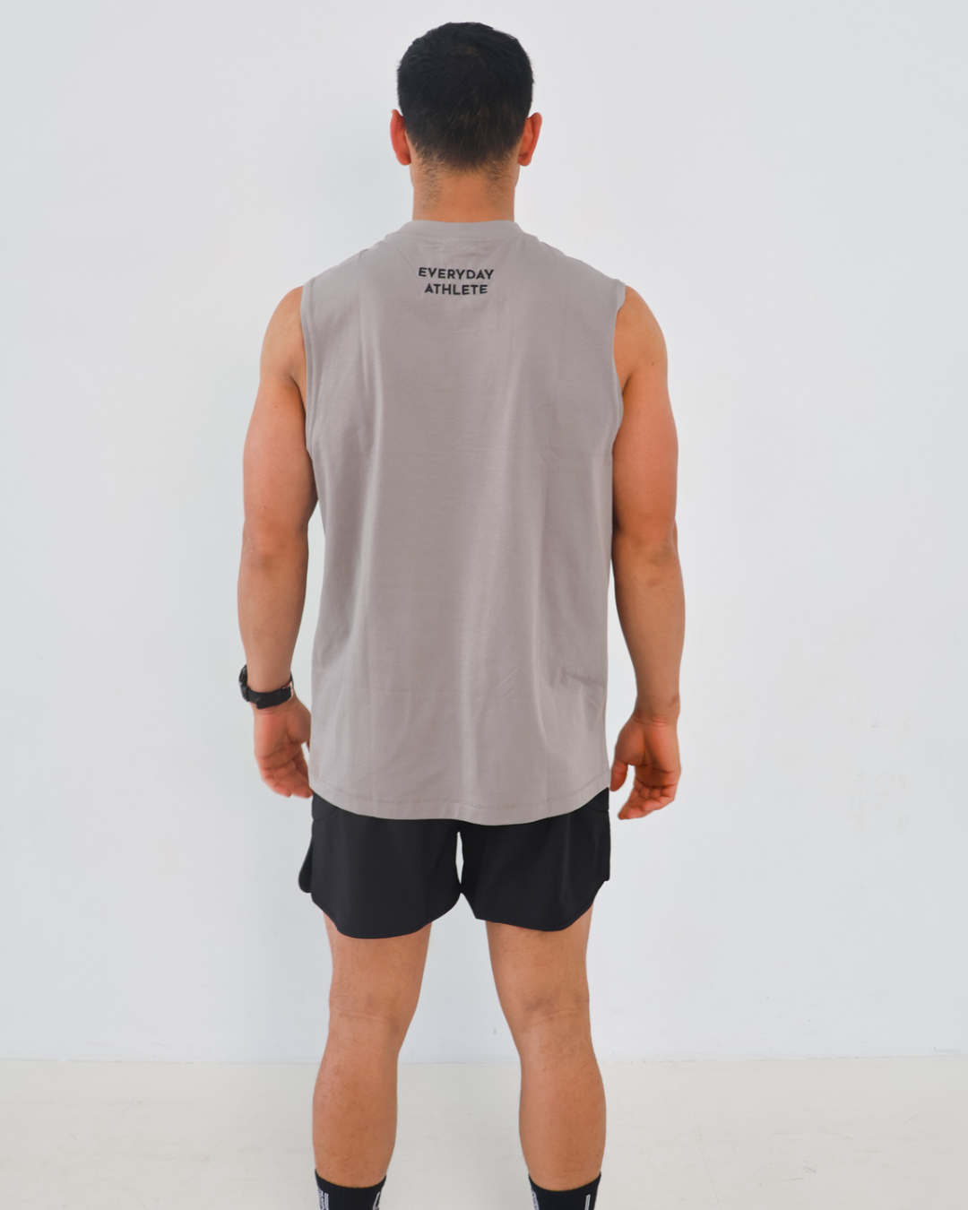 OVERSIZED FIT TANK